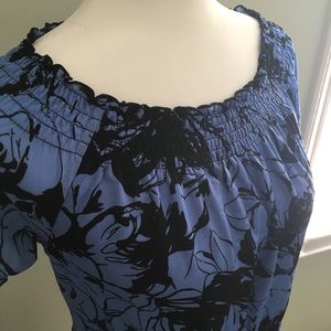 *Like New* Women’s Top